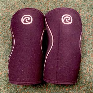Black Rehband neoprene knee sleeves
